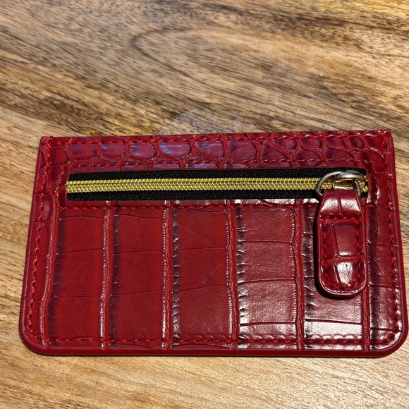 NWOT B-Low the Belt Crimson Croc-Embossed Card Holder - Picture 2 of 2